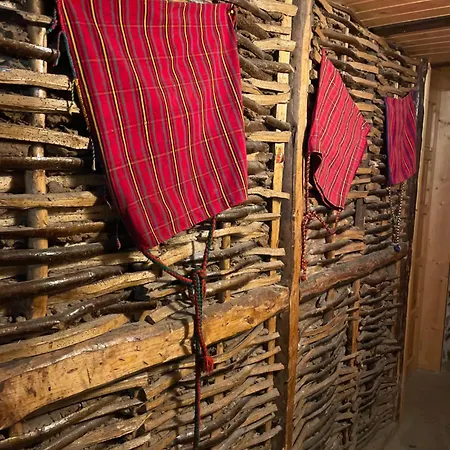 музикалната къща Konukevi Breze